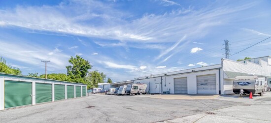 RV, boat, and vehicle storage